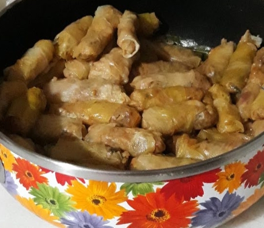 Sahur ve iftarda yenilebilen : "lahana sarması" 