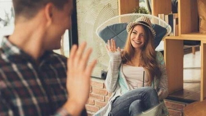 Samimiyeti flört algısına çeviren birisiyle sağlıklı arkadaşlık kurulabilir mi?