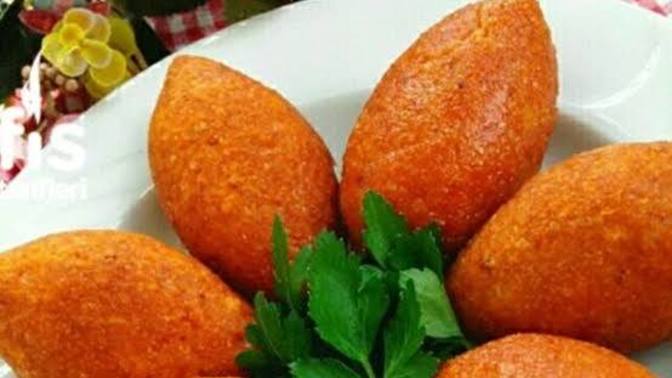 Sizden onlara beleş köfte çıkmayacağını anlayınca sizi çıkarcı ilan eden insanlara karşı kendinizi sorumlu hissediyor musunuz?