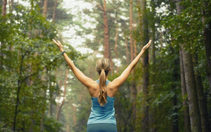Sağlıklı yaşam için beslenme ve spor dışında en önemli madde ne?