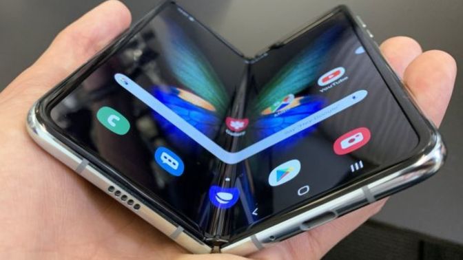 Akıllı telefon alırken en çok hangi özelliğine dikkat edersiniz?