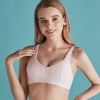 Hangisi daha seksi? Büyük göğüsler mi, küçük göğüsler mi?
