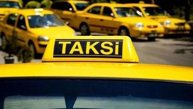 Taksiye 5 dakika binen vatandaşa 435 lira taksi ücreti geldi! Taksi kullanıyor musun?