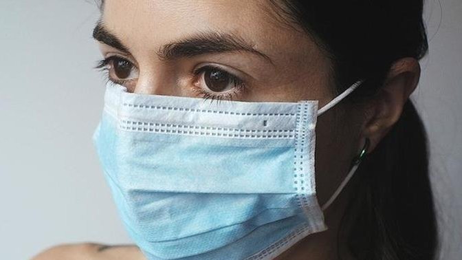 Covid ile ilgili kısıtlamalar ve önlemler artık tümüyle kaldırılmalı mı?