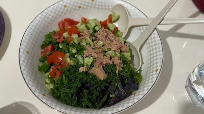 Sadece salatanın olduğu bir öğün sizi tok tutar mı?