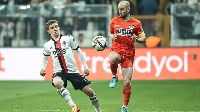 Beşiktaş 4 - 1 Alanyaspor: Kartal, Vodafone Parkta müthiş bir oyunla 3 puan aldı! Maçı nasıl buldunuz?