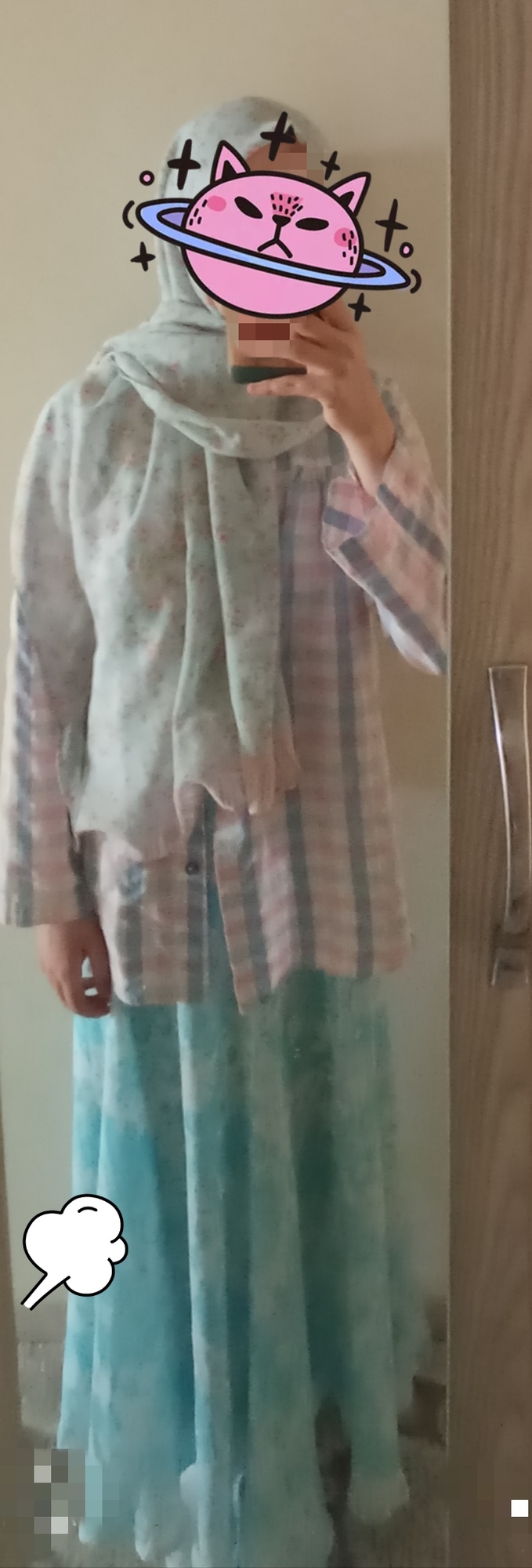 Bu kombin güzel mi yoksa çok mu renkli?