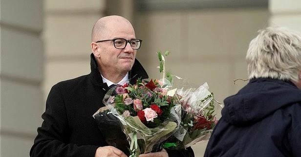 Lise öğrencisiyle ilişkisi ortaya çıkan Norveç Savunma Bakanı istifa etti. Sizce bu aşk mı, sapkınlık mı?