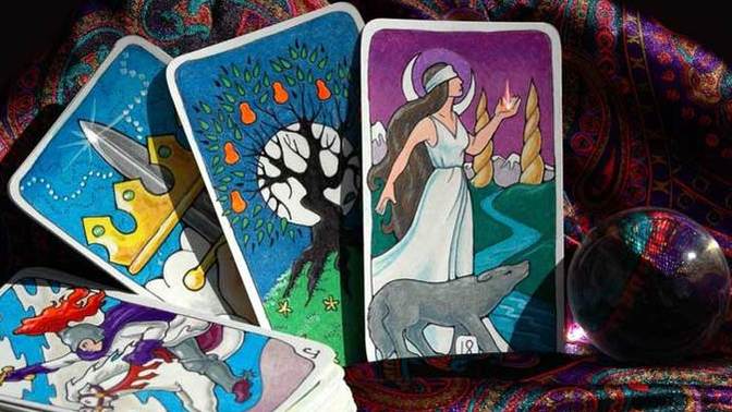 Tarot Falınıza Bakmamı İster misiniz?