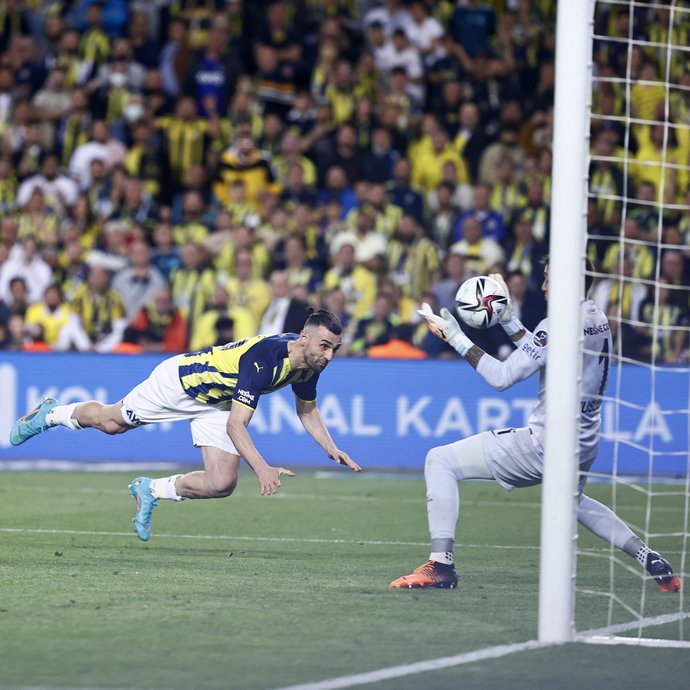 Yakınlık kurmakta zorlandığınız karakterler var mı?