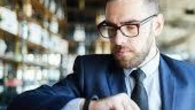 Sevgiliniz planladığınız buluşmaya gelmeyip telefonunu da açmasa, aklınıza ilk gelen ne olur?