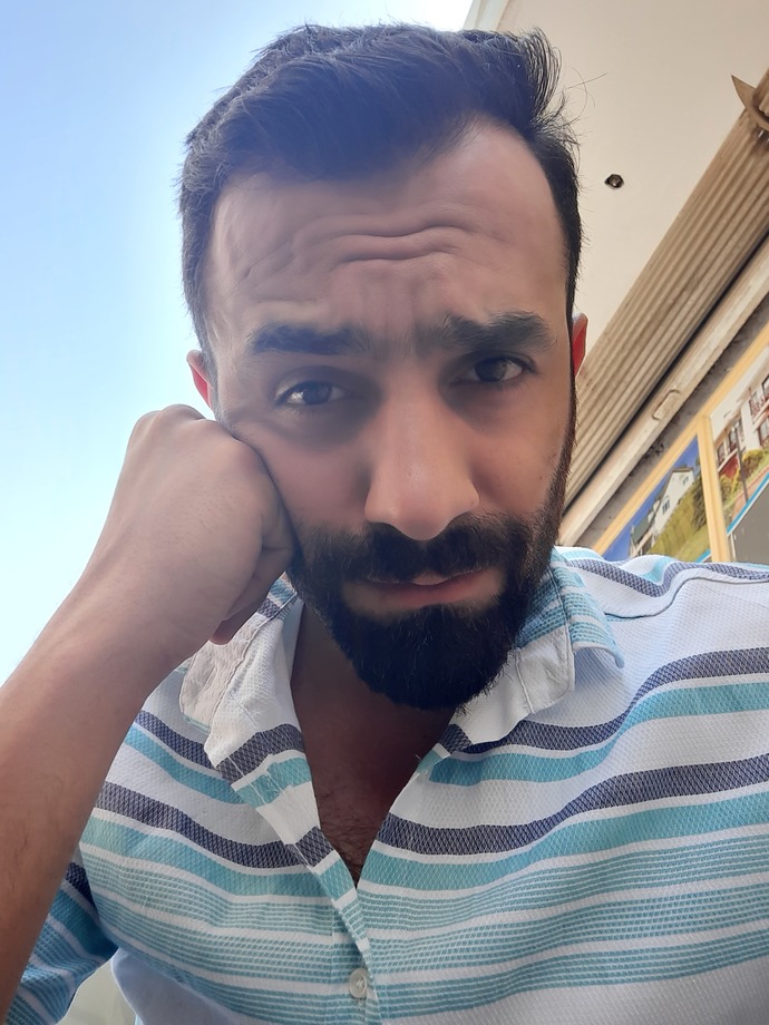 Simaya bakıp yorum yapabilir misiniz? sizce nasıl birisiyim?