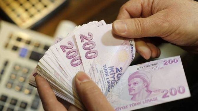 Emeklilerin bayram ikramiyelerinin tutarı sızdı! 1.500 TL olması beklenen bayram ikramiyesi hayal kırıklığı yaratır mı sizce?
