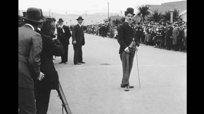 Charlie Chaplin in Kısa Filmlerini İzlediniz mi?