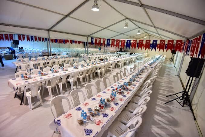 Sevgiliniz ile iftar çadırına gider misiniz?