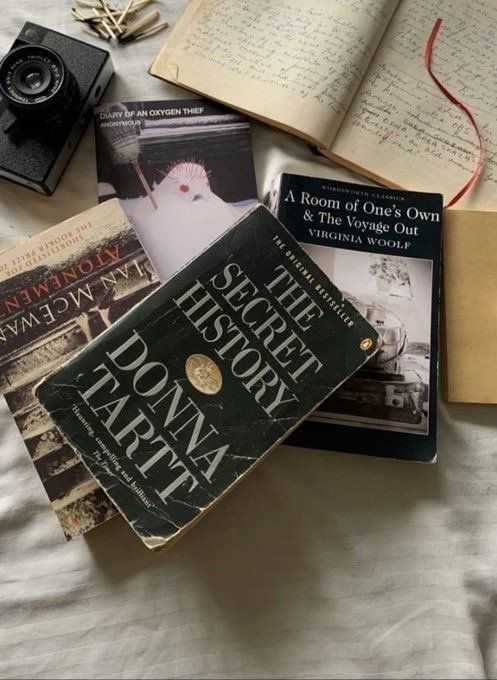 Sevgiliye her buluşmada kitap hediye edilir mi?