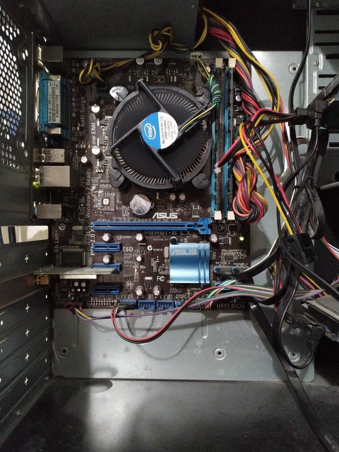 350w power bilgisayar içinde aynı anda kaç HDD çalıştırır?