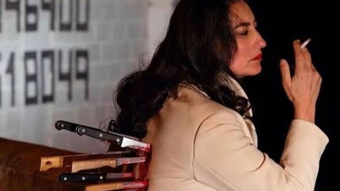 Çok uzulmenize rağmen hicbirsey yokmus gibi davranabiliyor musunuz?