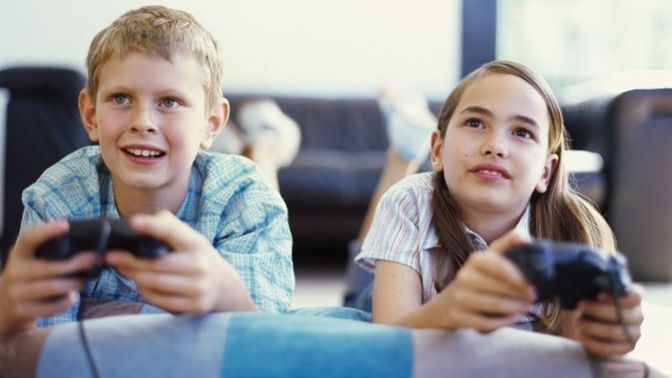 PlayStation'da oyun oynamak size kolay mı geliyor yoksa zor mu?