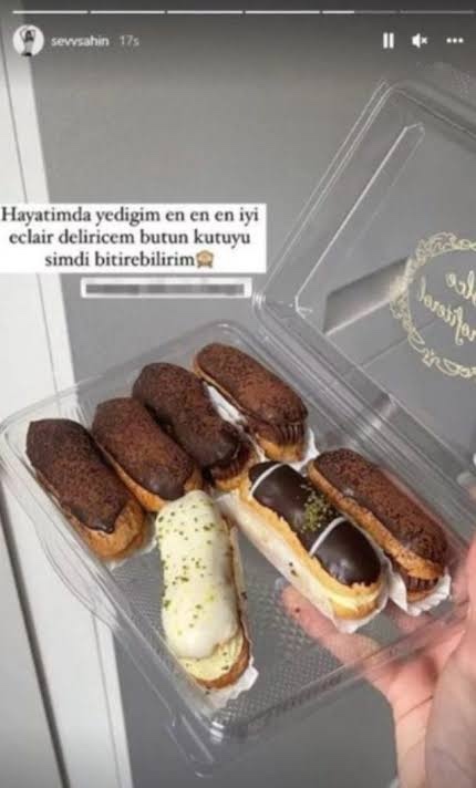 Yarı Türkçe yarı İngilizce merakı neden bitmiyor? Türkçe konuşurken araya İngilizce kelimeler sıkıştırmak havalı mı?