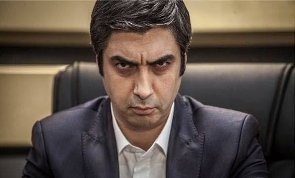 Hangisi diğerini tek yumrukta yere serer ?