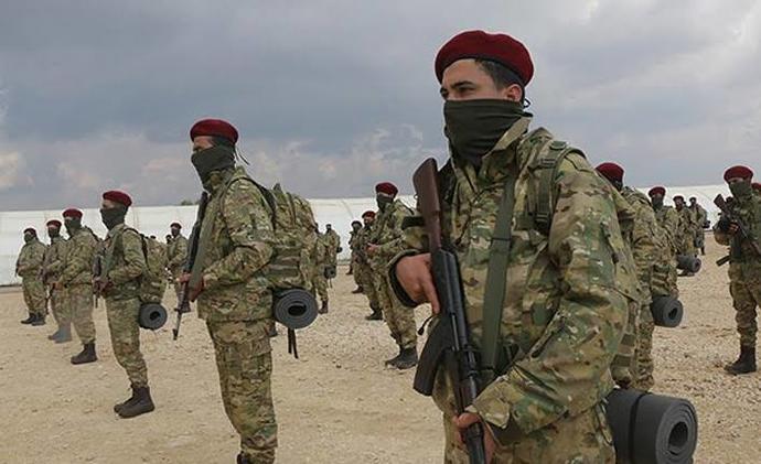 Bir Asker çalısan meslek sahibi kariyer yapmış bir kadınla sevgili, eş olur mu?
