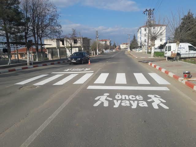Trafikte yayalara öncelik veriyor musunuz?
