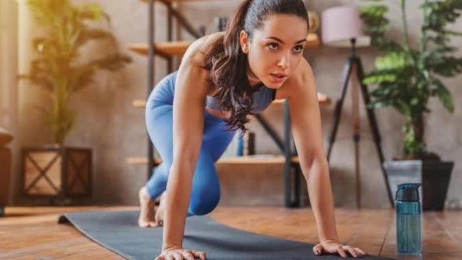 Kızlar, spor sütyeni nereden alınır?