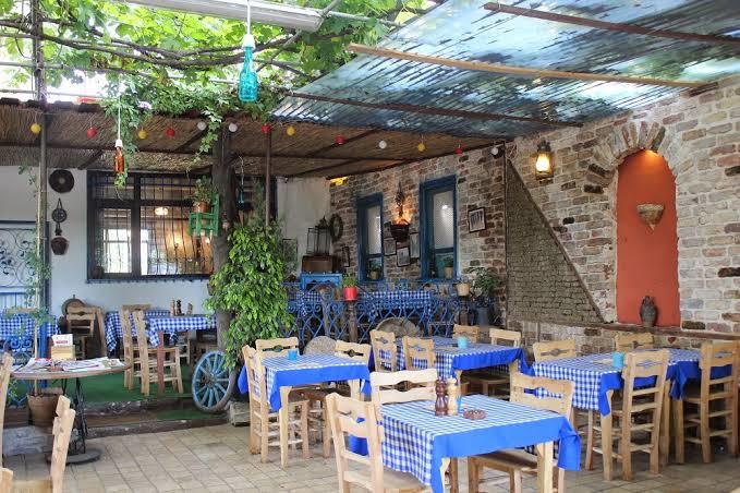 Şık bir restoran mı, salaş bir lokanta mı?