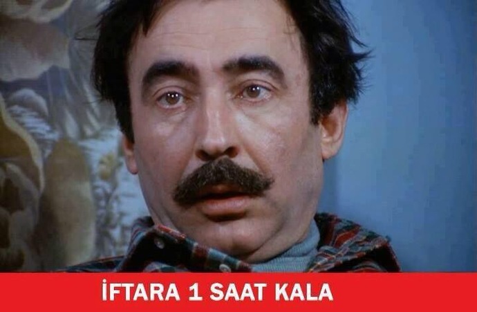 Bugün ki menüm; sulu köfte , pilav , salata, hoşaf ve revani. Sizde söyleseniz de yarına fikir olsa?