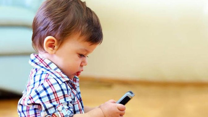 Cep telefonu çocuklara kaç yaşında alınmalı?