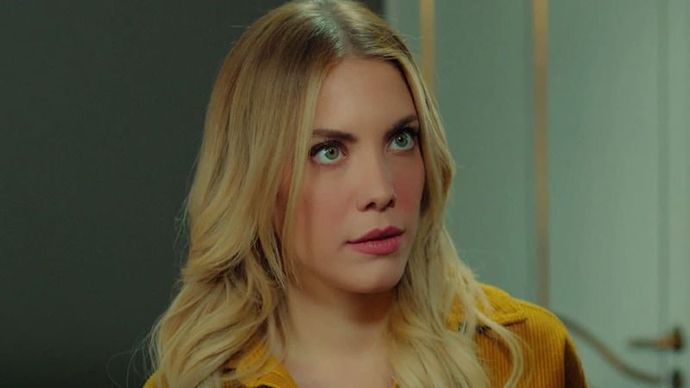 Hangi akılla yapmışlar bunu diyip saçma bulduğunuz dizi ya da filmler var mı?