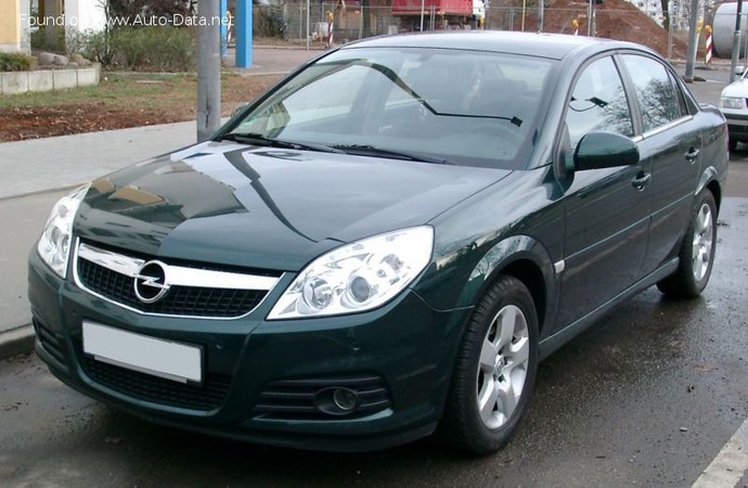 Hangi Opel Vectra C1 2002-2005 İlk C kasa mi Ya da C2 2006-2008 C2 kasa mı? Tercihiniz Hangisi Olur Neden?