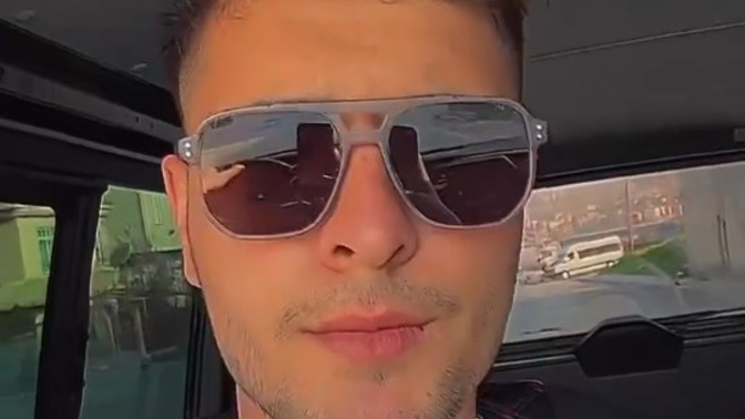 Hangi gözlük güzel?