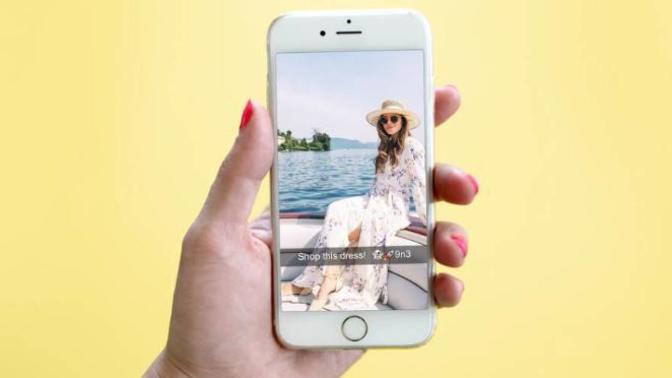 Telefonunun ekranına kendi fotoğrafını koyan kişiler egoist midir?