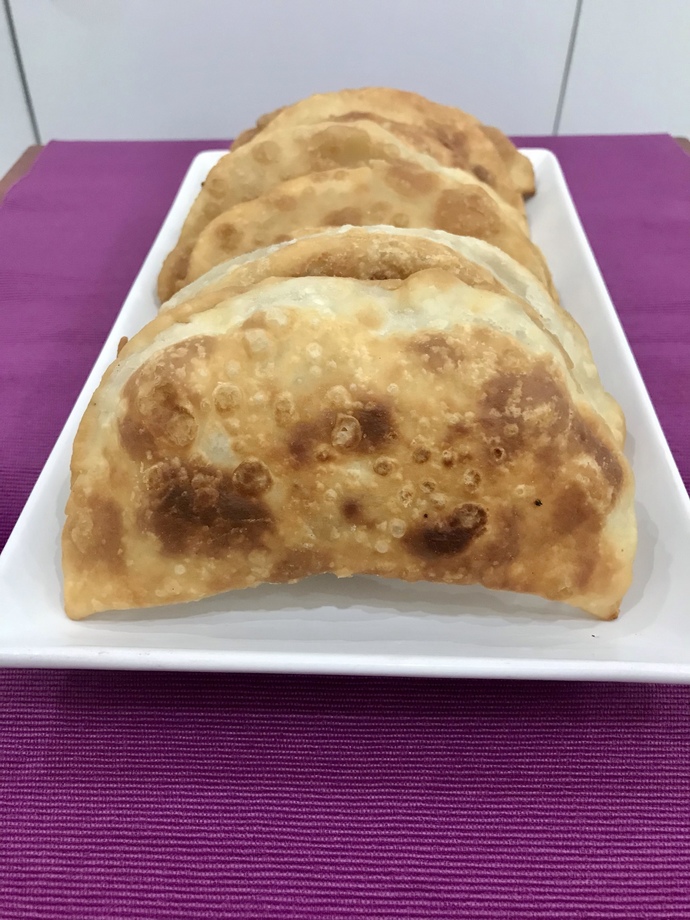 Çi börek ya da çiğ börek sever misiniz?