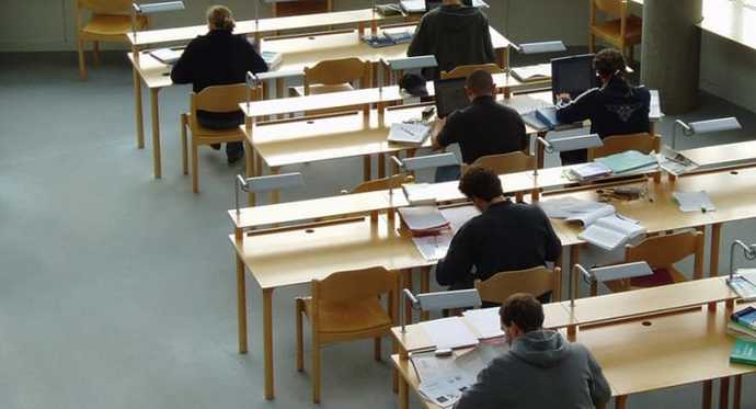Yaşınız büyük diye indirimli toplu taşıma kartı verilmese ne yapardınız?