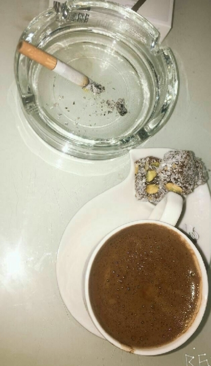 ✌✌🚬☕