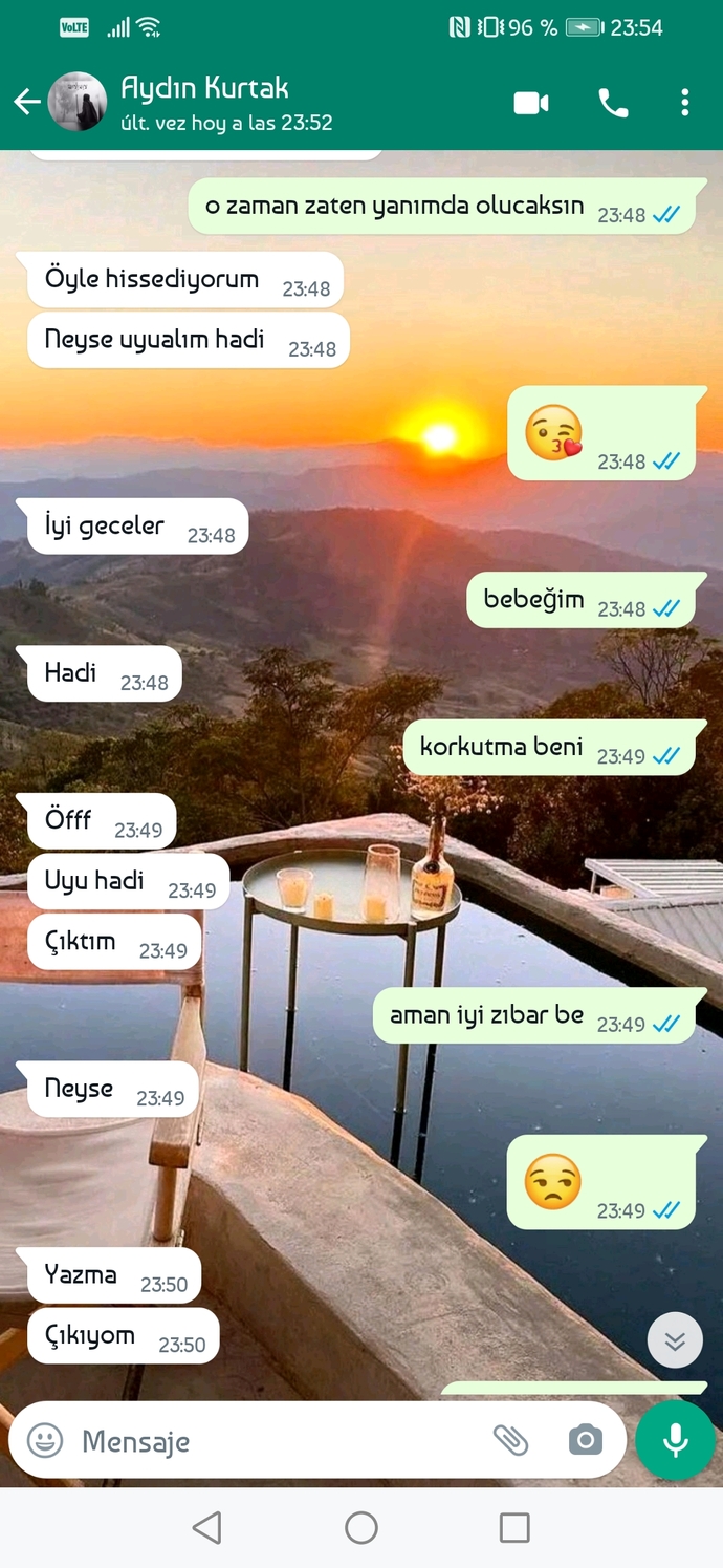 Sevgilimin sürekli yakınları öldü ve şimdi garip davranıyor bu normal mi ☹️?