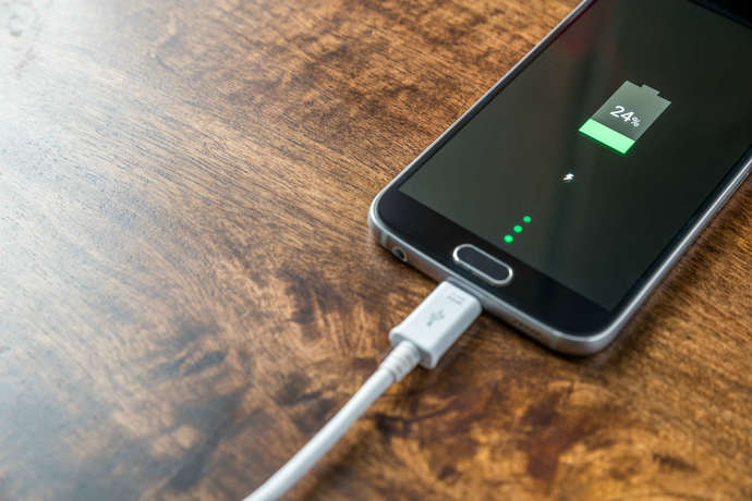 Telefon şarjınızın % kaç olduğunu tahmin edeyim mi?