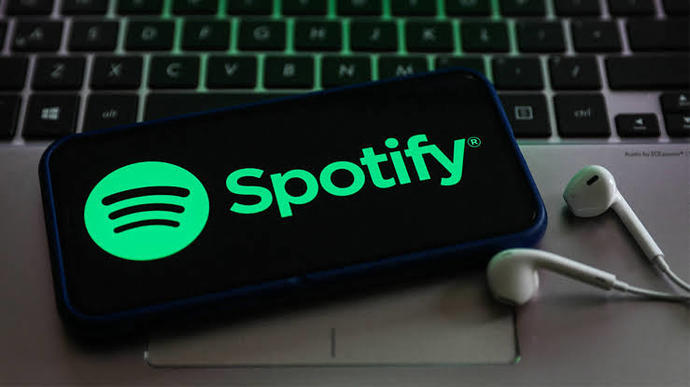 Spotify kullanan var mı? Önerir misiniz?
