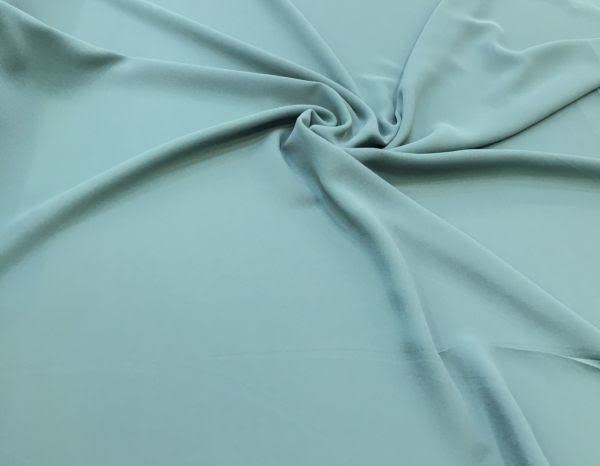 Yeni elbise alacağım da mint yeşili ile indigo mavisi arasında kararsız kaldım. Hangisi daha güzel ?