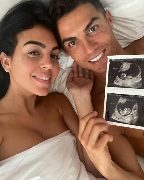 Cristiano Ronaldo yeni doğan oğlunu kaybettiğini duyurdu. Siz hiç evlat acısı yaşadınız mı?