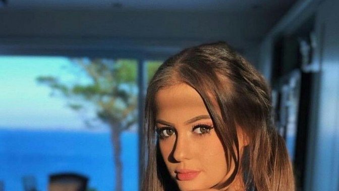 Saçları yağlanmış sevgili itici mi?