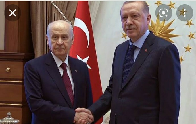 Köprüden önceki son çıkış Bugün seçim olsa oyunuz hangi tarafa olur?