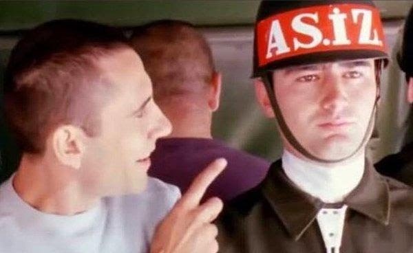 Ona dair bir görsel görünce aklına hemen repliği gelen bir dizi/film var mı?