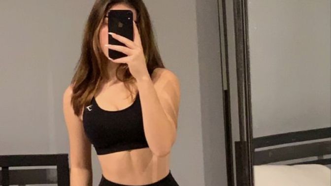 Spor yaparken eşofman mı, tayt mı tercih ediyorsunuz?