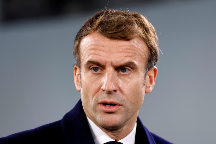 Emmanuel Macron aşırı yakışıklı değilmi sizcede?