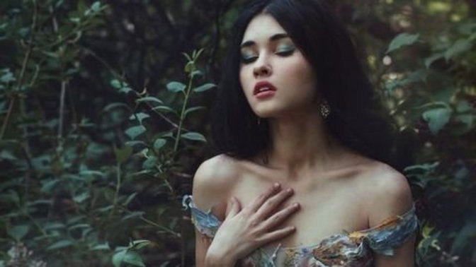 İnsan sevdiğini sevmekten yorulur mu?