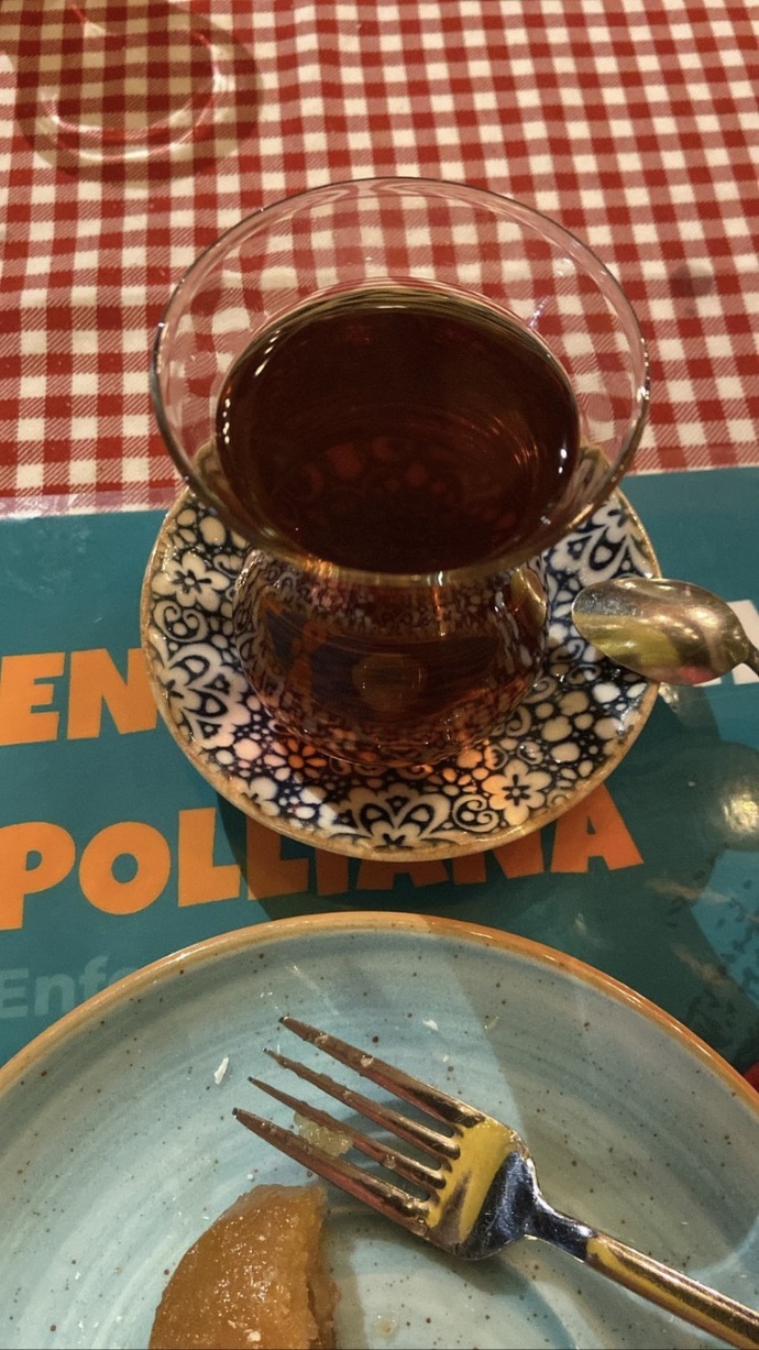 Çayı şekerli mi yoksa şekersiz mi içersiniz?